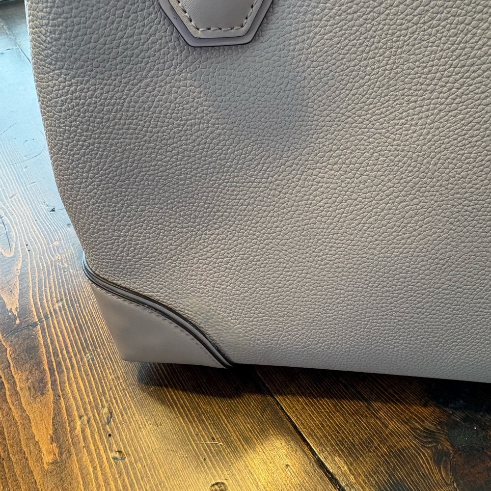 Michael Kors pink Leather Tote - Picture 6 of 14